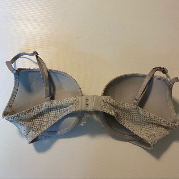 Victoria's Secret Very Sexy gray lace mesh netting Padded Push Up Bra Size 32C - Picture 5 of 10